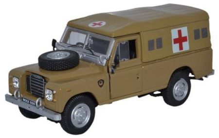 Cararama Land Rover Army Ambulance CR037